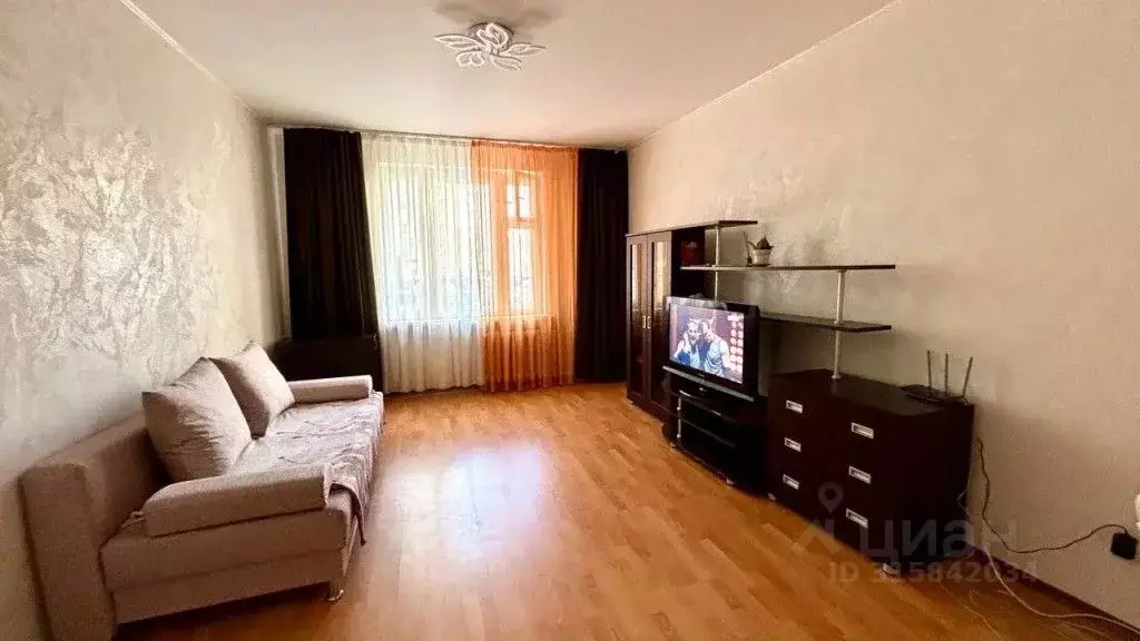 3-к кв. Башкортостан, Уфа Южный мкр, ул. Загира Исмагилова, 6/1 (75.0 ... - Фото 0