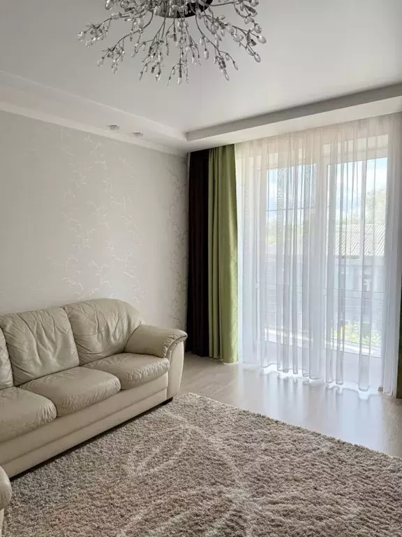 3-к кв. Томская область, Томск Телецентр мкр, ул. Ачинская, 9 (85.0 м) - Фото 1