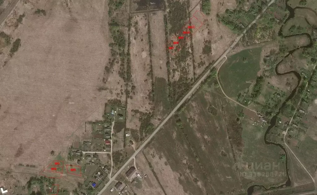 Участок в Новгородская область, пос. Волот  (12.0 сот.) - Фото 1