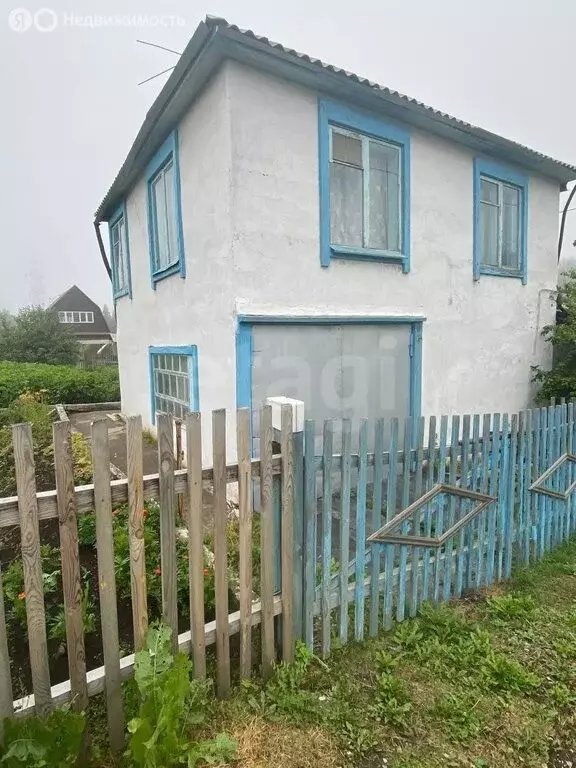 Дом в Красноярский край, Ачинский муниципальный округ, садоводческое ... - Фото 1
