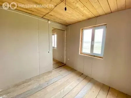 Дом в Омская область, рабочий посёлок Таврическое, Спартаковская улица ... - Фото 1