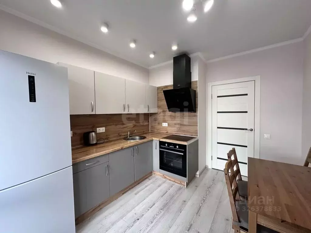 2-к кв. Тюменская область, Тюмень ул. Тимофея Чаркова, 79к2 (53.2 м) - Фото 1