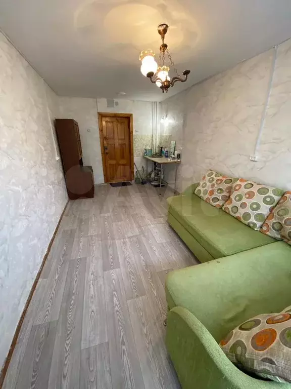 Комната 14 м в 1-к., 2/5 эт. - Фото 1