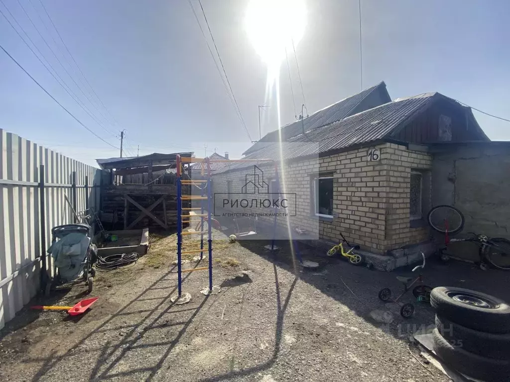 Дом в Челябинская область, Магнитогорск Ленская ул., 16 (75 м) - Фото 0
