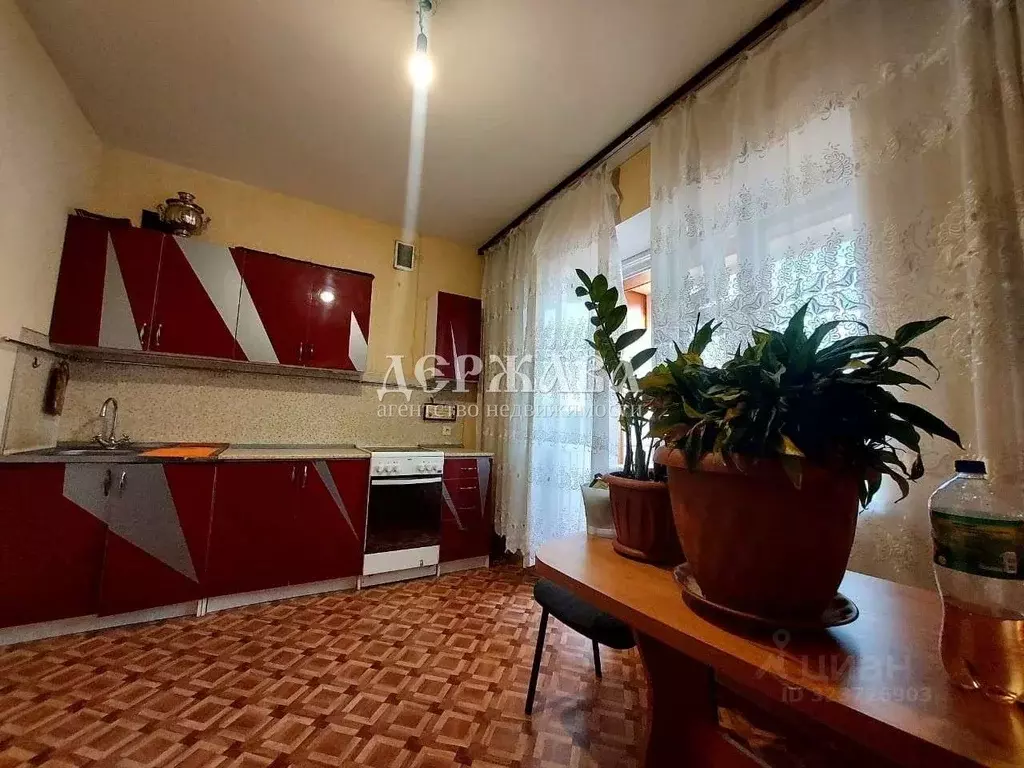 3-к кв. Белгородская область, Старый Оскол Степной мкр, 12 (92.0 м) - Фото 1