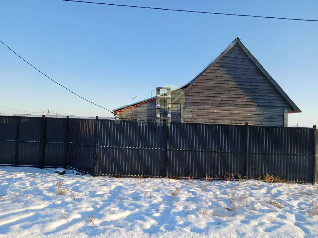 Дом в Иркутская область, Эхирит-Булагатский район, пос. Усть-Ордынский ... - Фото 1
