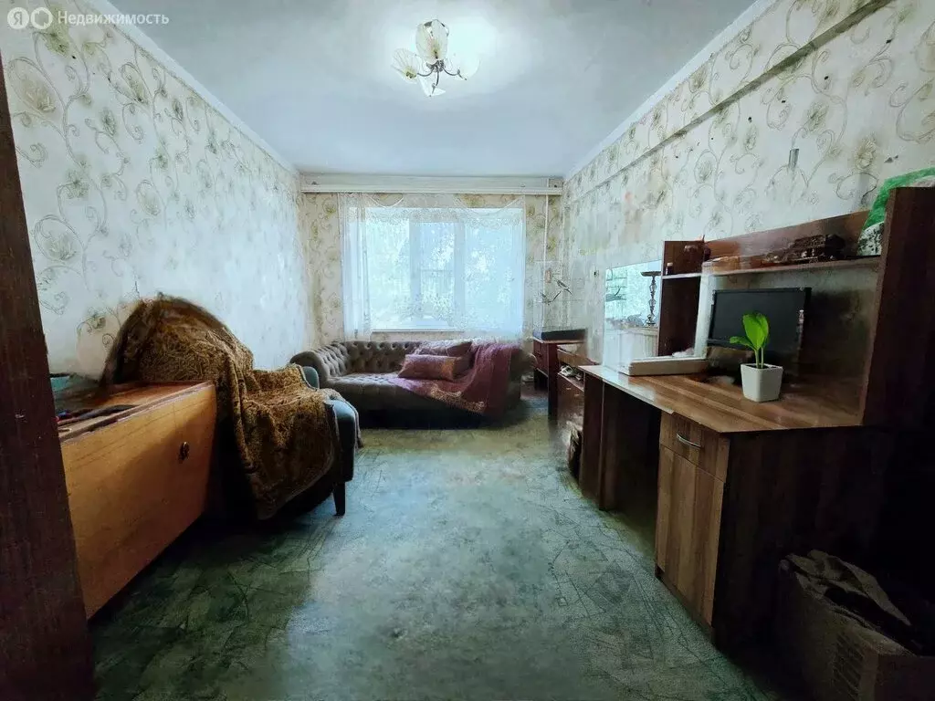 3-комнатная квартира: Армавир, улица 30 лет Победы, 17 (70 м) - Фото 0