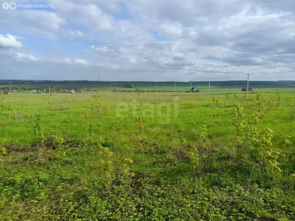 Участок в Ишимбайский район, село Ишеево (8 м) - Фото 1