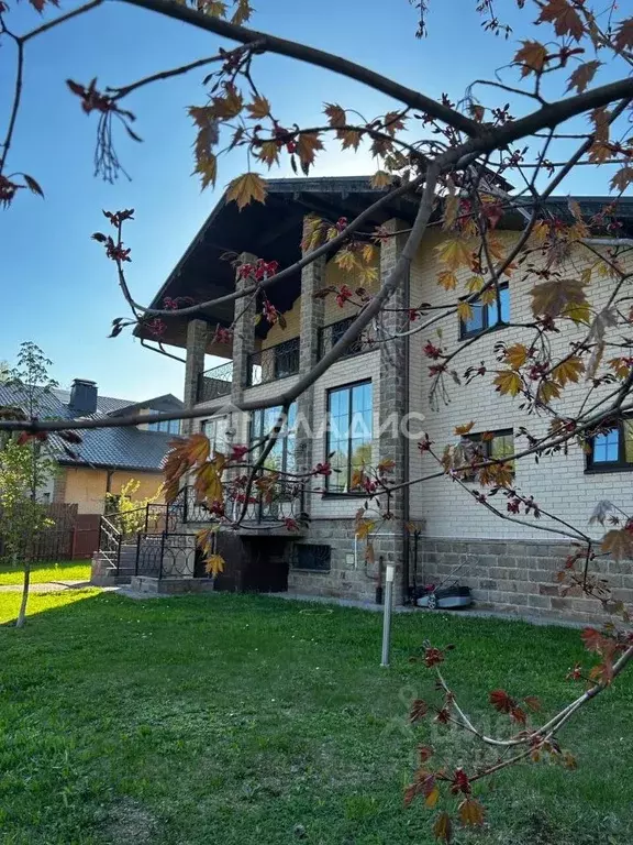 Дом в Московская область, Одинцовский городской округ, д. Лапино, ГП-1 ... - Фото 1