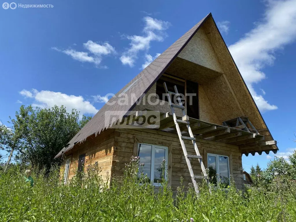 Дом в Новоуральский городской округ, деревня Елани, улица Мира, 4 (55 ... - Фото 0