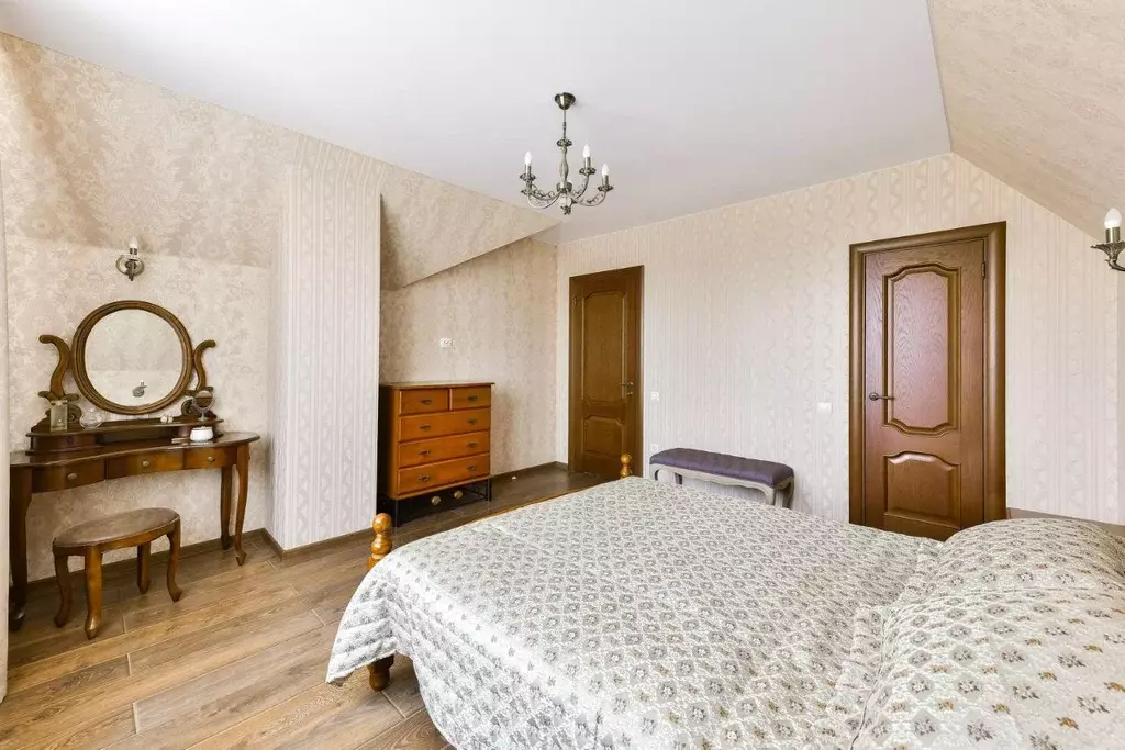 Дом в Приморский край, Находка Рябиновая ул., 16 (180 м) - Фото 1