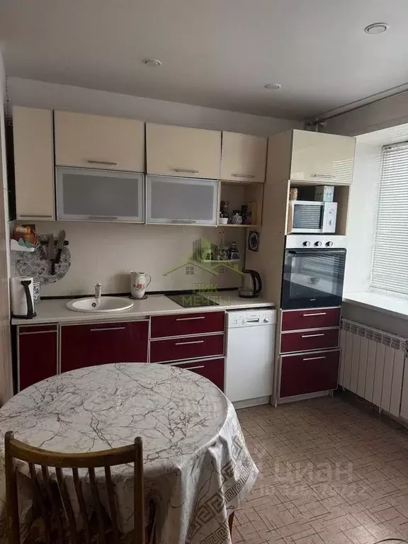 3-к кв. Бурятия, Улан-Удэ ул. Сухэ-Батора, 2 (49.4 м) - Фото 1