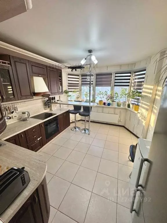 3-к кв. Москва просп. Защитников Москвы, 5 (76.6 м) - Фото 1