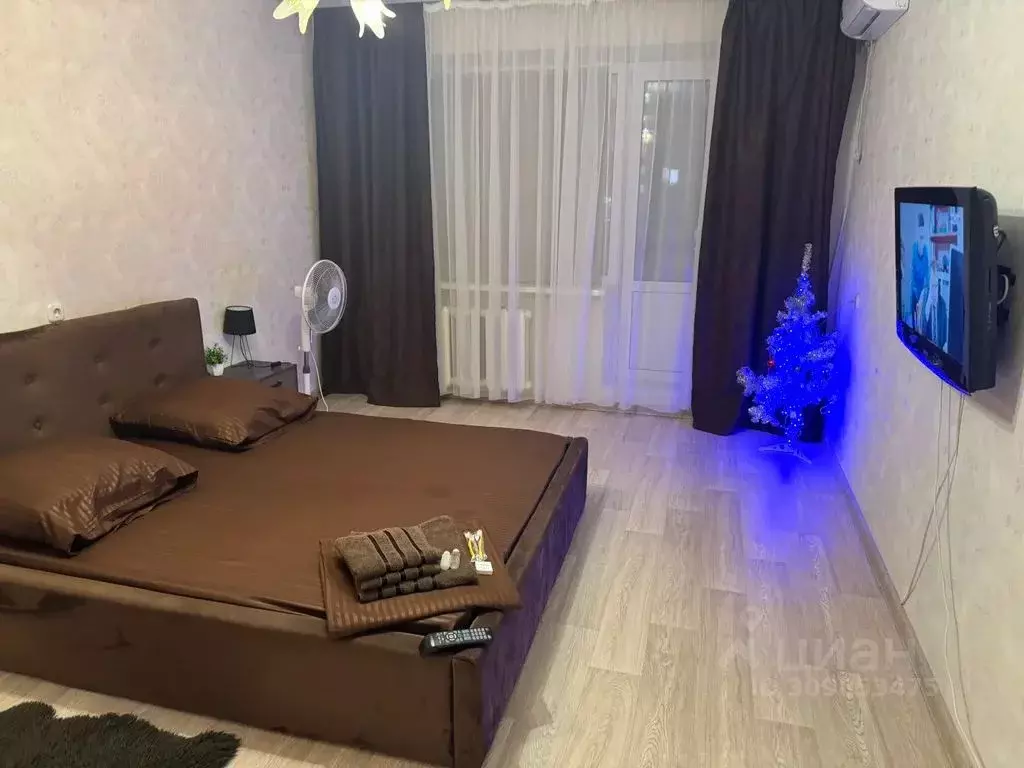1-к кв. Саратовская область, Саратов ул. 2-я Электронная, 8 (40.0 м) - Фото 0