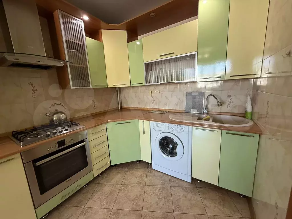 4-к. квартира, 80 м, 4/4 эт. - Фото 1