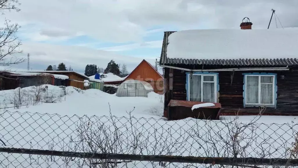 Дом в Свердловская область, Нижний Тагил городской округ, пос. ... - Фото 0