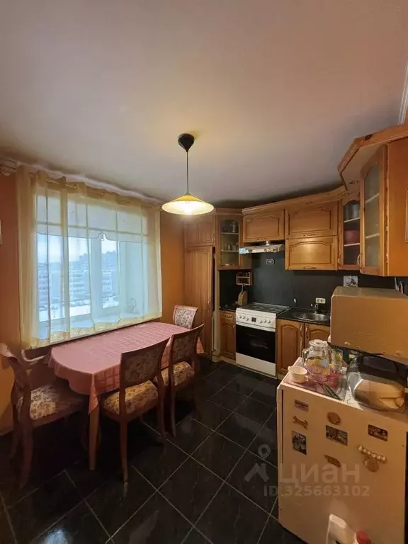 3-к кв. Вологодская область, Череповец Октябрьский просп., 49 (80.0 м) - Фото 1