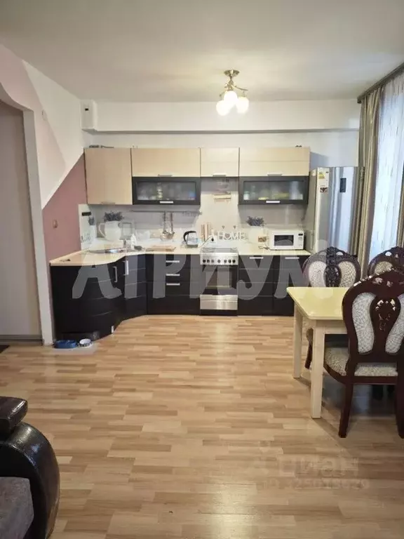 2-к кв. Бурятия, Улан-Удэ ул. Трубачеева, 152А (60.4 м) - Фото 1