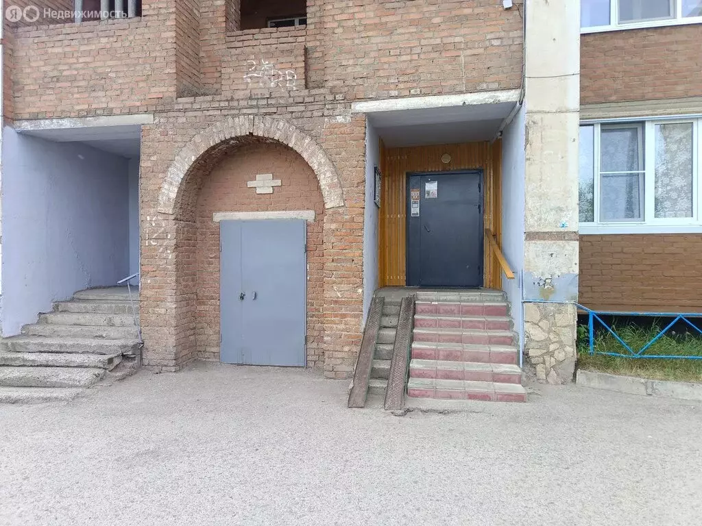 2-комнатная квартира: Уфа, проспект Октября, 12/2 (79.7 м) - Фото 1