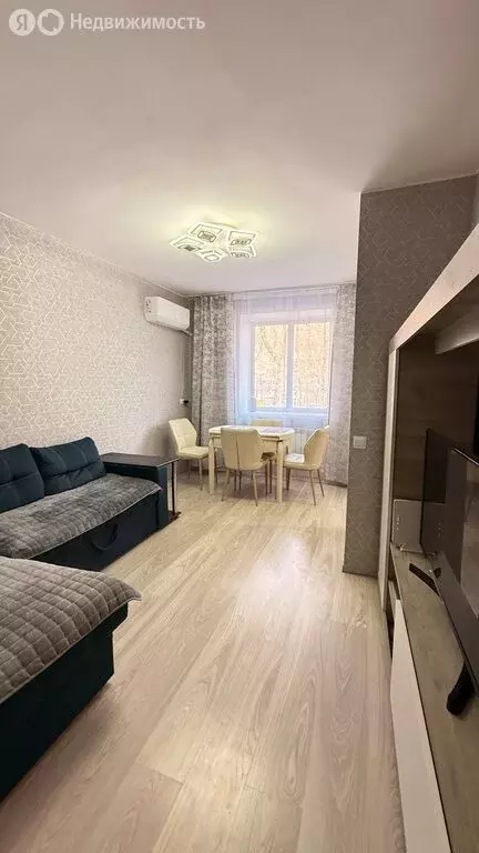 3-комнатная квартира: Михайловка, 1-й квартал, 6 (58.4 м) - Фото 1