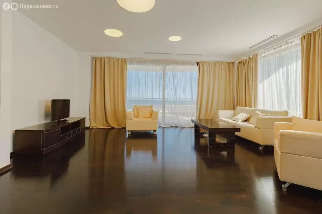 4-комнатная квартира: Ялта, Парковый проезд, 6А (218.2 м) - Фото 2