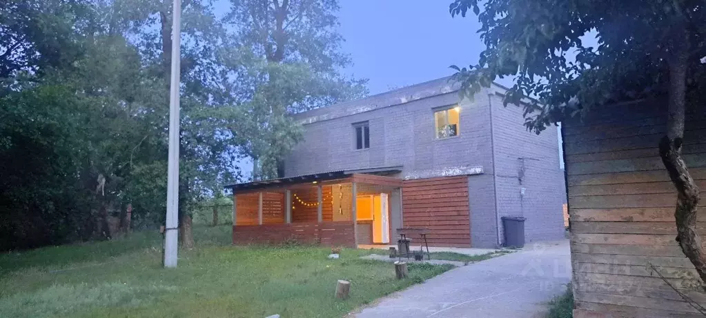Дом в Самарская область, Тольятти Бурлацкая ул., 7 (111 м) - Фото 0