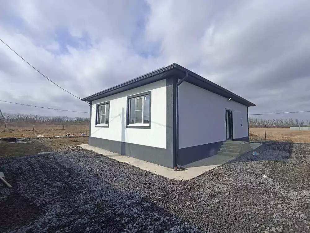 Дом в Краснодарский край, Крымск ул. Вершинина (90 м) - Фото 1