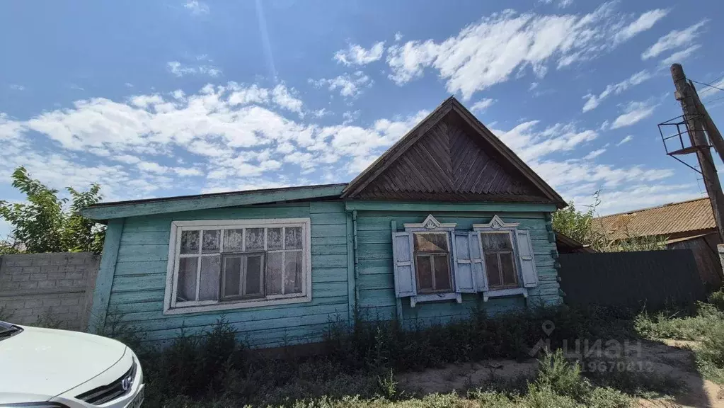 Дом в Астраханская область, Володарский район, с. Цветное Рыбацкий ... - Фото 1
