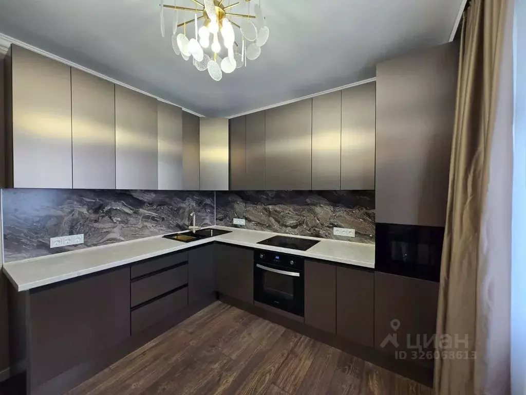 4-к кв. Московская область, Химки Молодежная ул., 68 (100.0 м) - Фото 1