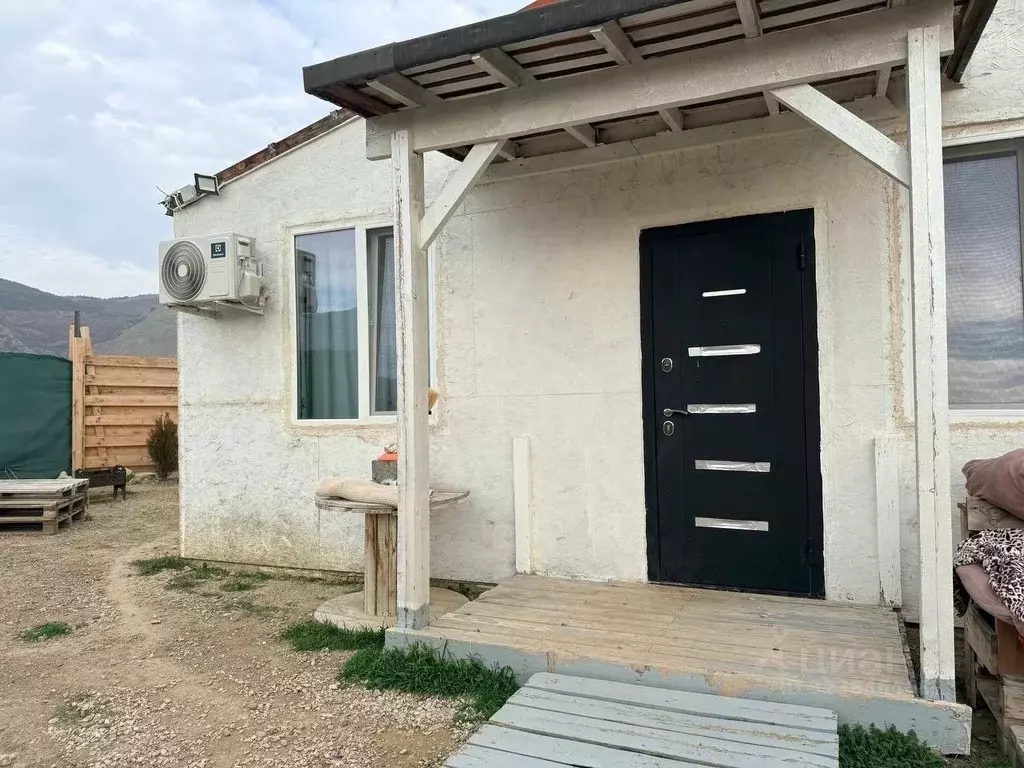 Дом в Крым, Судак муниципальный округ, с. Богатовка ул. Новый квартал, ... - Фото 1