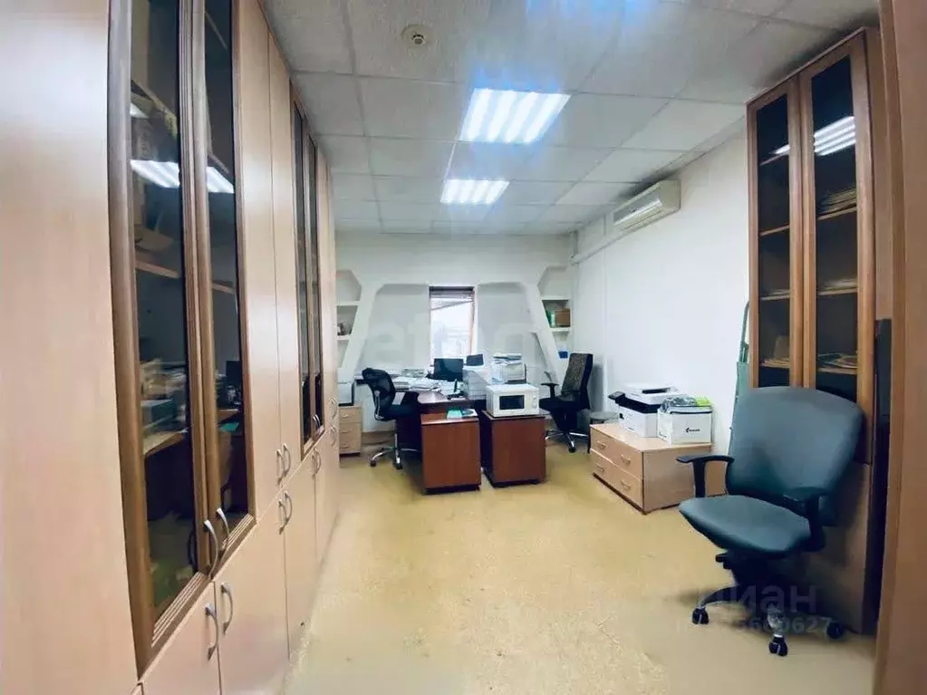 Офис в Воронежская область, Воронеж Плехановская ул., 66Б (18 м) - Фото 1