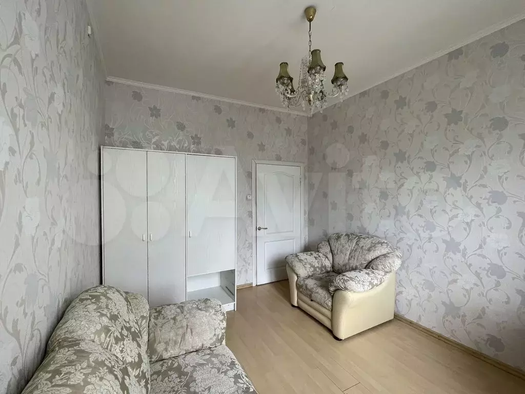 Комната 14 м в 2-к., 7/7 эт. - Фото 1