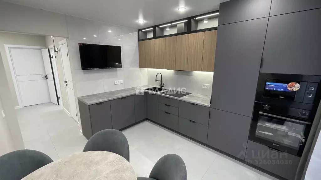 2-к кв. Владимирская область, Владимир ул. Смоленская, 3 (56.7 м) - Фото 1