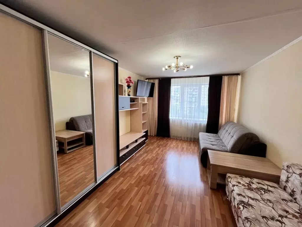 3-к кв. Пермский край, Чусовой ул. Мира, 14 (65.0 м) - Фото 0