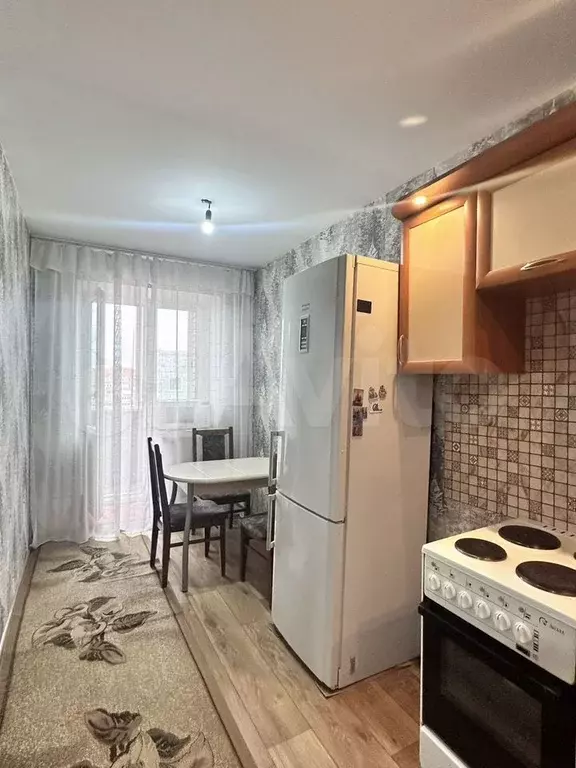 1-к. квартира, 40 м, 10/10 эт. - Фото 1