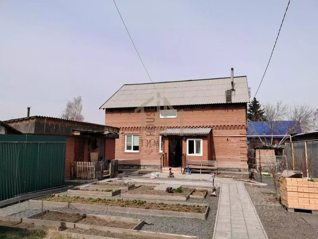 Дом в Омская область, Омск пос. Рыбачий, ул. 2-я Рыбачья, 31 (150 м) - Фото 0