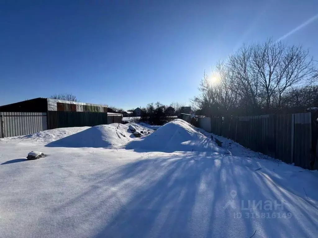 Участок в Белгородская область, Валуйки ул. Чернышевского (6.8 сот.) - Фото 0
