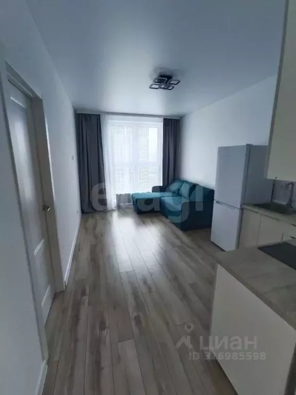 1-к кв. Тюменская область, Тюмень ул. Фармана Салманова, 17 (42.0 м) - Фото 1