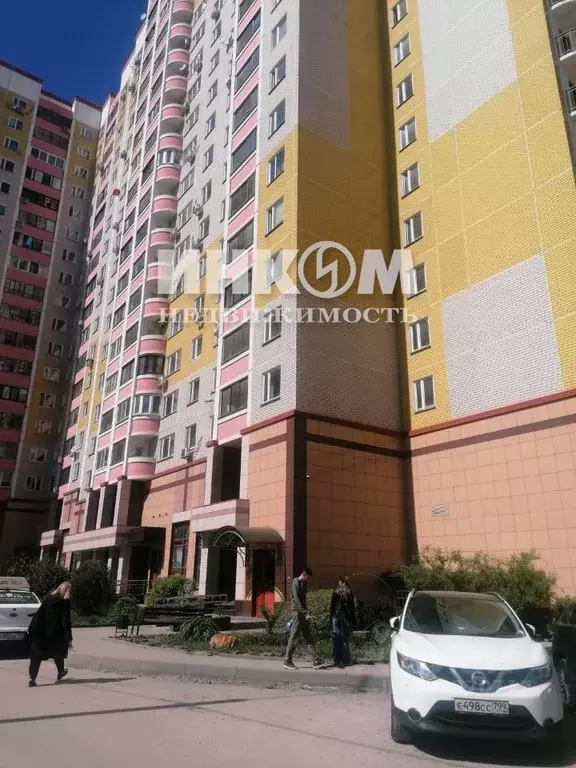 3-к кв. Москва Внуковское поселение, ул. Летчика Ульянина, 4 (72.2 м) - Фото 1