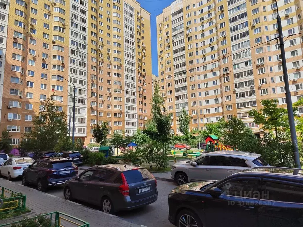 2-к кв. Москва Большая Очаковская ул., 12к6 (60.3 м) - Фото 0