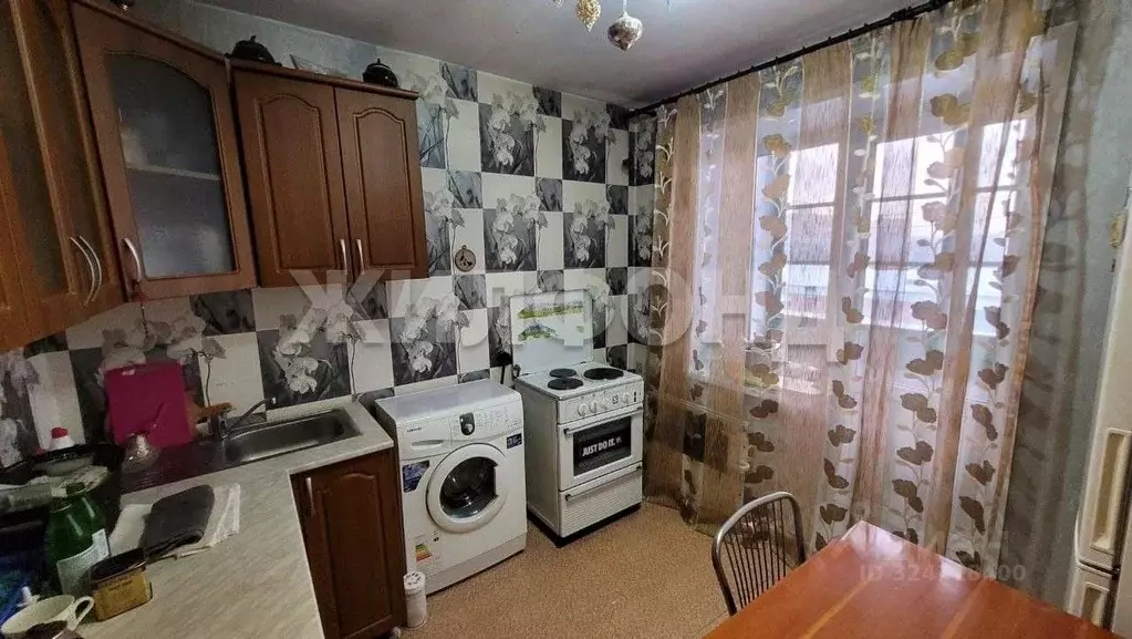 2-к кв. Хакасия, Абакан ул. Кирова, 102 (48.5 м) - Фото 2