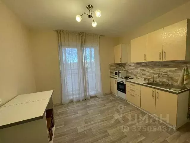 2-к кв. Волгоградская область, Волгоград Ангарская ул., 7Б (68.0 м) - Фото 2