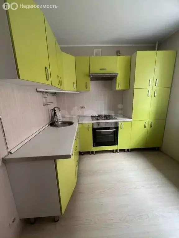 1-комнатная квартира: Батайск, Комсомольская улица, 79 (39.8 м) - Фото 0