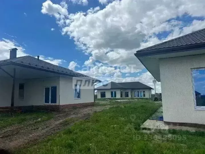 Дом в Курская область, Курский район, Моковский сельсовет, д. Гремячка ... - Фото 1