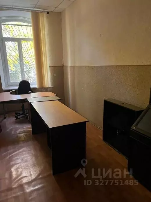 Помещение свободного назначения в Крым, Керчь ул. Козлова, 6 (13 м) - Фото 1