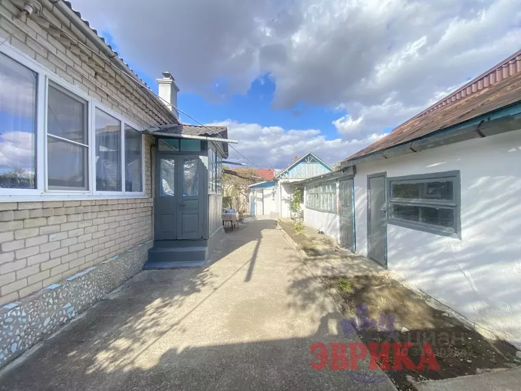 Дом в Краснодарский край, Крымск ул. Луначарского, 108А (71 м) - Фото 1