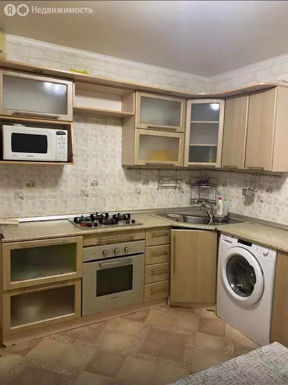3-комнатная квартира: Ейск, Красная улица, 66/8 (70.9 м) - Фото 0