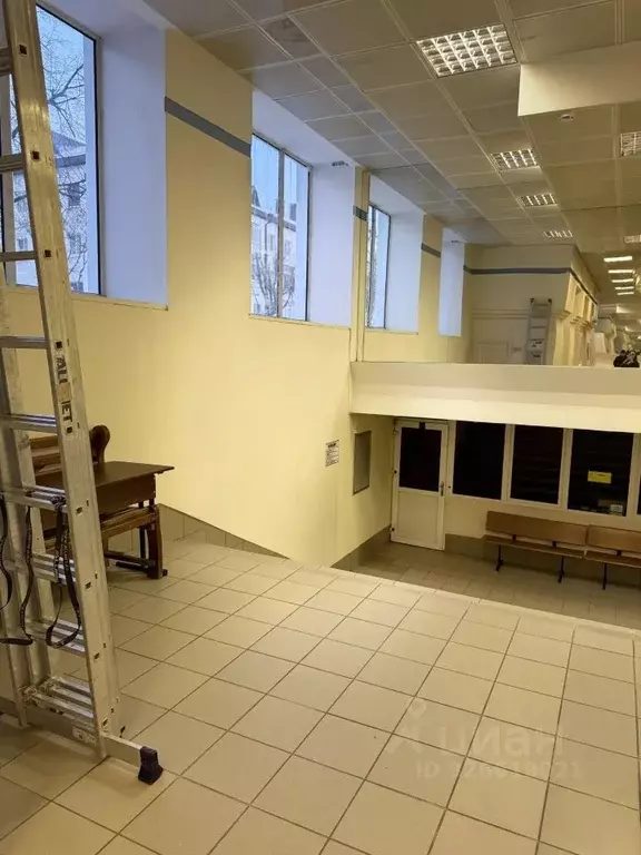 Помещение свободного назначения в Тюменская область, Тюмень ул. ... - Фото 1