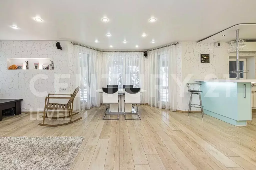 Дом в Московская область, Химки Клязьма-Старбеево мкр, Международный ... - Фото 2