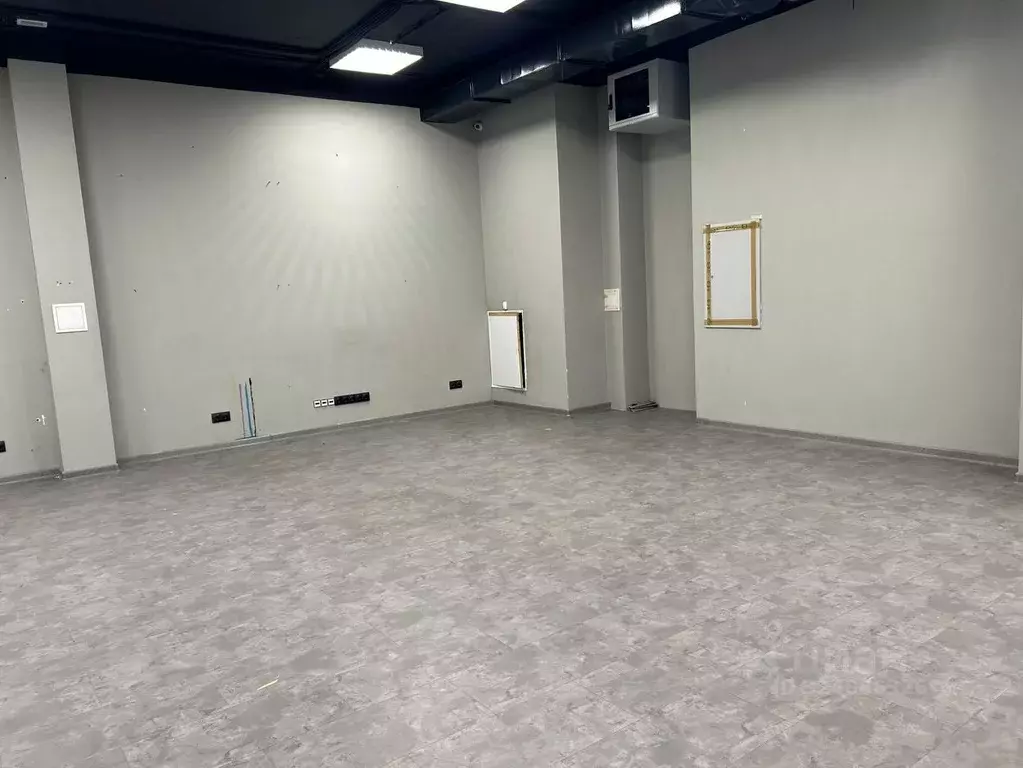 Помещение свободного назначения в Татарстан, Казань Бухарская ул., ... - Фото 1